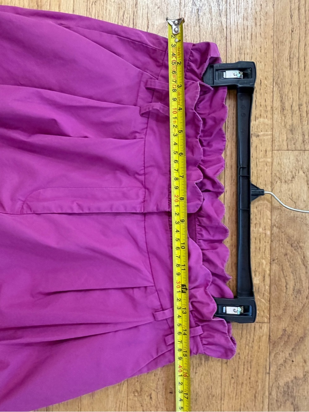 High-Waist Scalloped Hem Shorts in Magenta - Picture 6 of 8